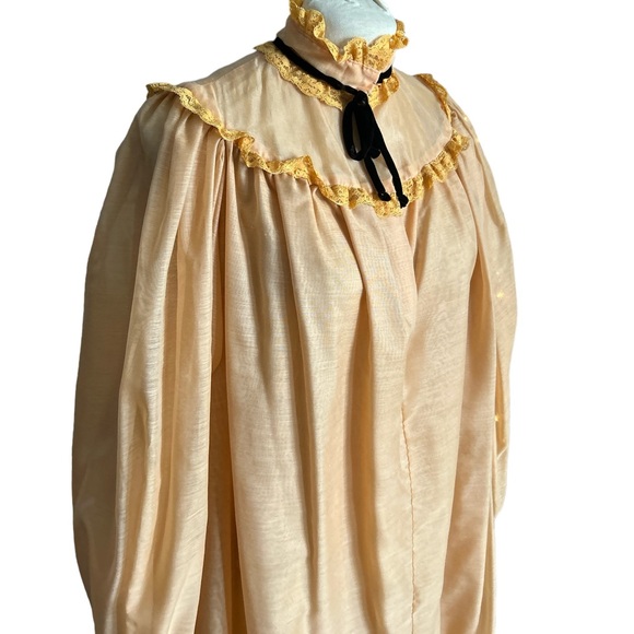 Vintage Capricorn Designer’s Gallery Peach Full Length Long Sleeve Gown Boho S/M - Picture 11 of 11
